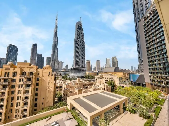 Burj Royale - Best Burj Khalifa & Fountains View - Downtown Dubai Mall - Luxury Apartments By Canvas Holiday Homes 0*,  United Arab Emirates